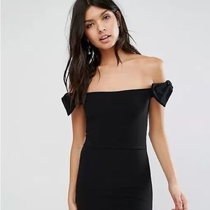 Oh My Love Asos • Off the Shoulder Bow Mini Dress • Small